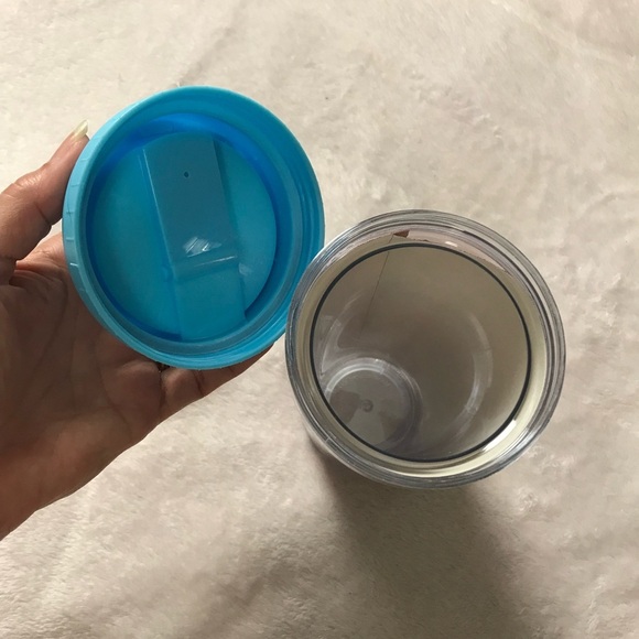 DC COMICS Wonder Woman Plastic Double Walled Tumbler With Lid 16 Oz 473 Ml New - Picture 16 of 16